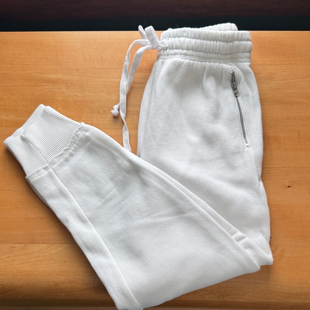 White aerie joggers size small